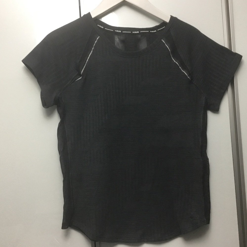 Under Armour Top Sz M